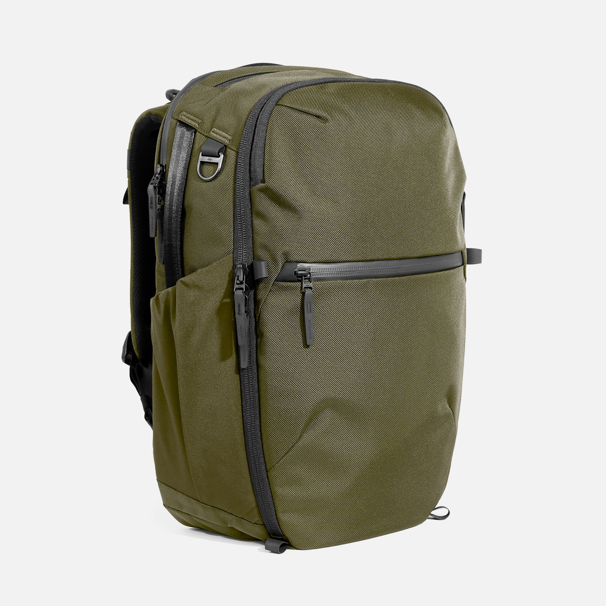 AER25071_1_travelpack435l_oliv 